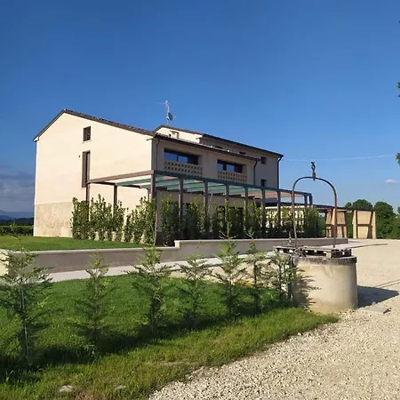 Casa Pezzo B&B 카스텔누보델가다