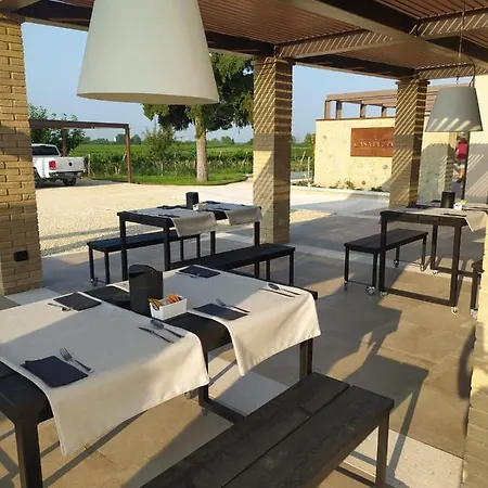 Casa Pezzo B&B 카스텔누보델가다